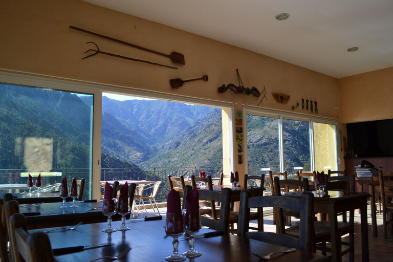 Food & Drinks 5, Residence E CIME ASCO Locations de studios meubles, Haute-Corse