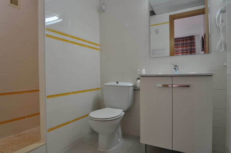 Bathroom, Safari, Barcelona