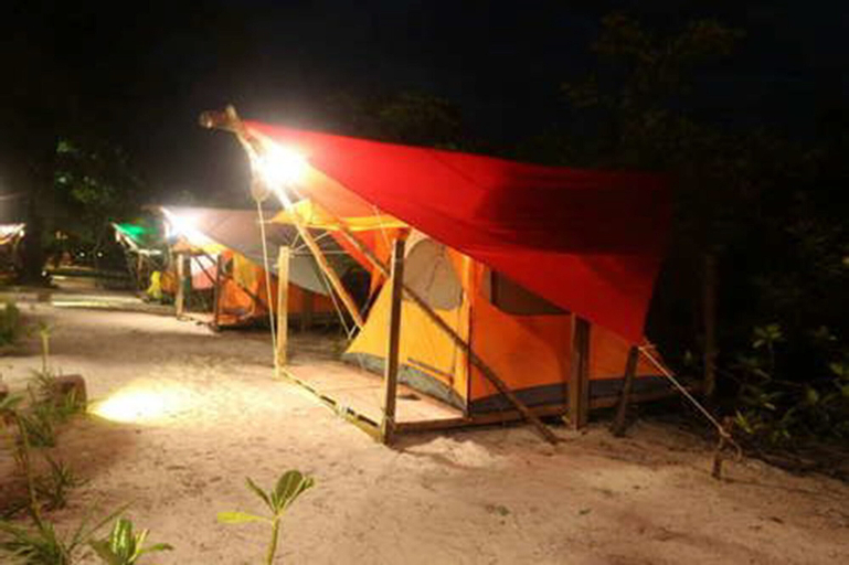 Koh Rong Love Resort, Botum Sakor