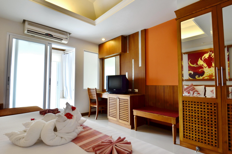 Bedroom 12