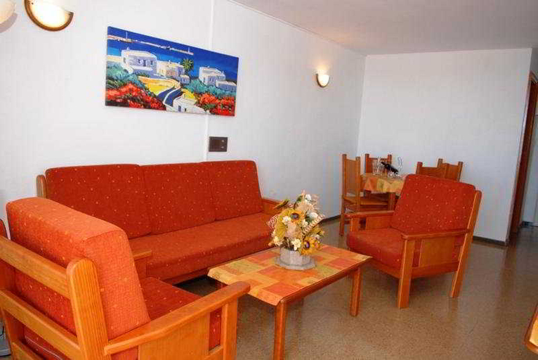 Public Area 2, Rio Piedras, Las Palmas