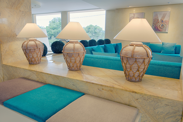 Public Area 2, Azuline Hotel Bahamas, Baleares