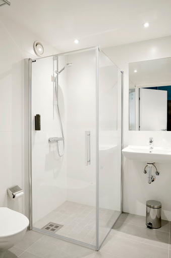 Bathroom 4, Go Hotel Osterport, Copenhagen