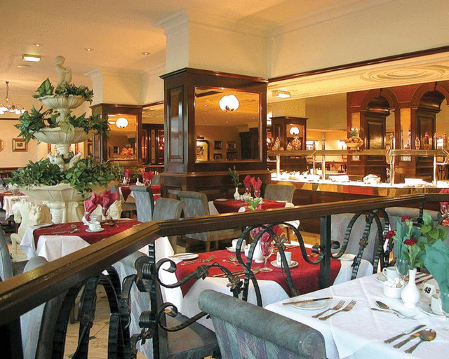 Food & Drinks, Royal Court, Coventry