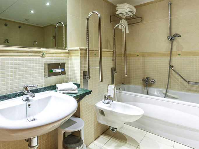 Bathroom, MAGIC GAMES, Castellón