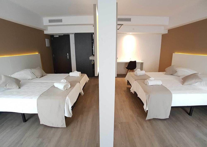Bedroom 4, Planet One Hotel, Baleares