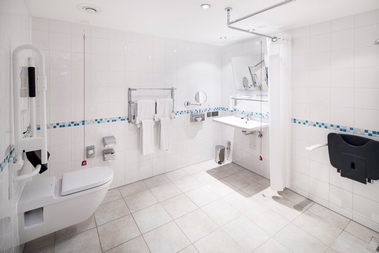 Bathroom 27