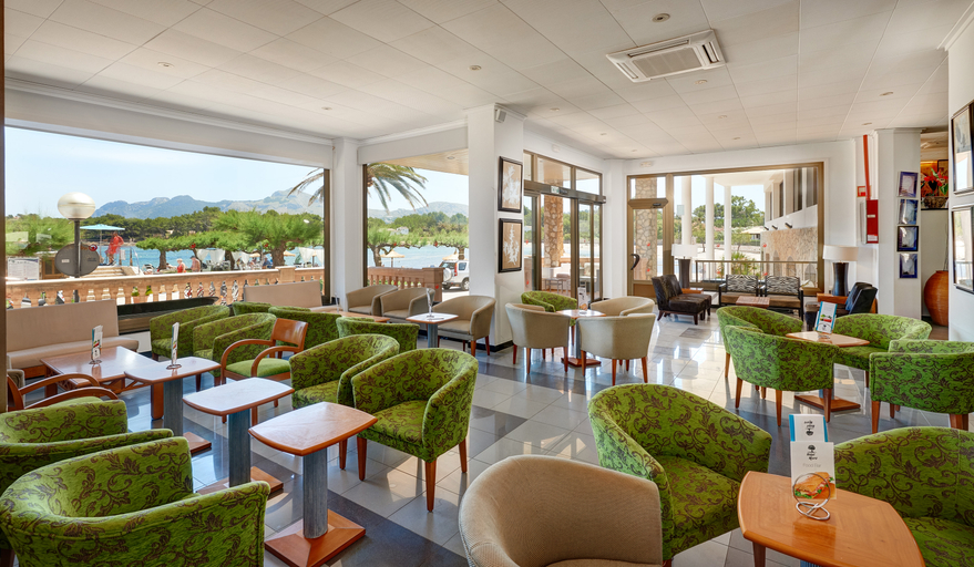 Public Area 4, Hotel Moré, Baleares