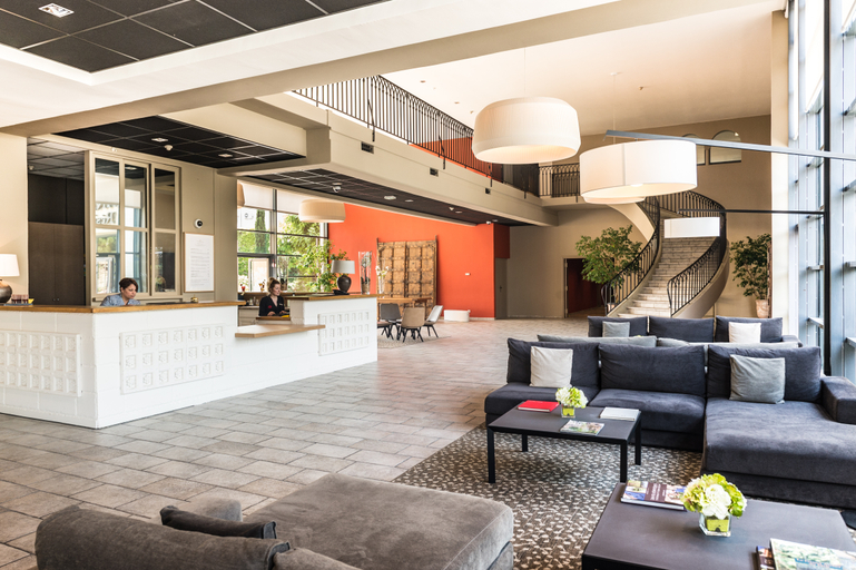 Public Area 4, Avignon Grand Hotel, Vaucluse