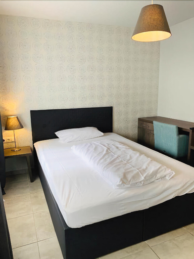 Bedroom 4, Akropolis Hotel, Nürnberg