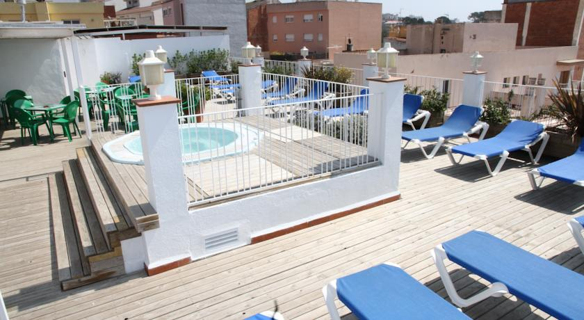 Public Area 4, Ridomar, Girona