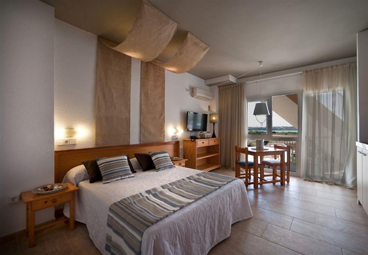 Bedroom 3, Castavi, Baleares