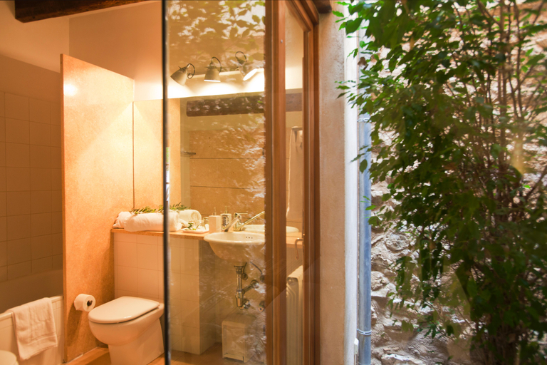 Bathroom 5, Hotel Can Moragues****, Baleares