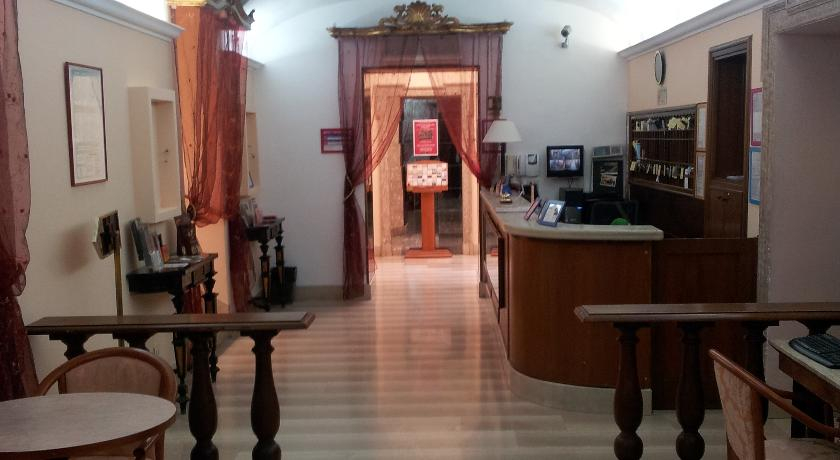 Public Area 2, Hotel Center 1, Rome