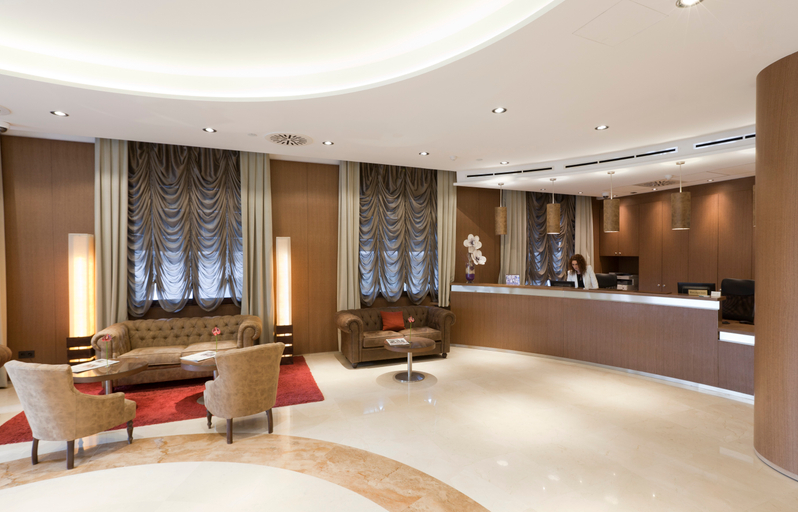 Public Area 3, Hotel Reina Cristina, Teruel