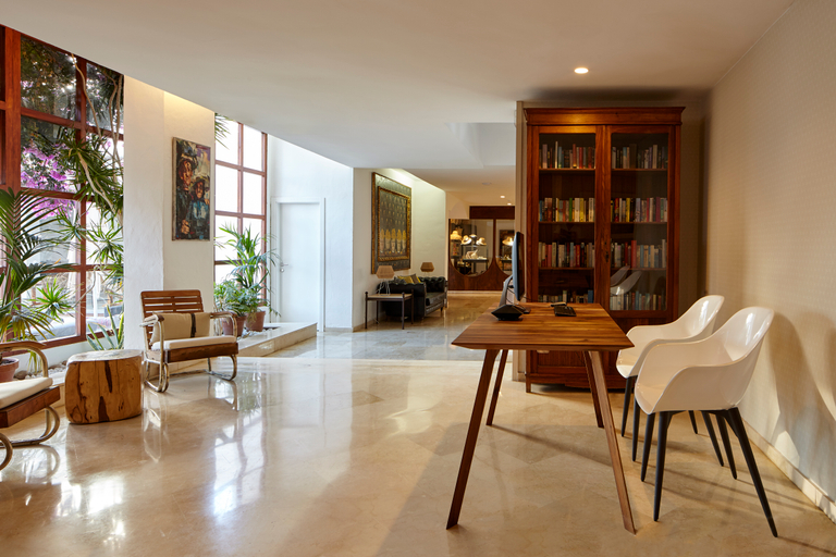 Public Area 5, Hotel Tres Torres, Baleares