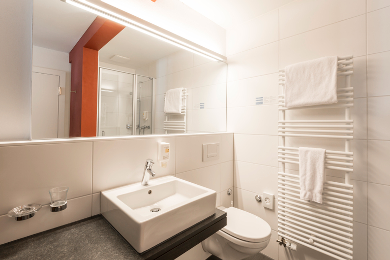 Bathroom 3