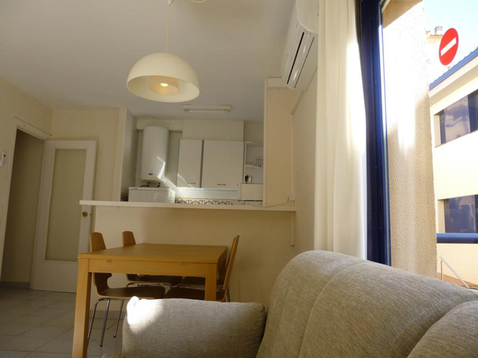 Bedroom 3, Mar Blau , Girona