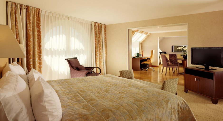 Bedroom 2, Basel Marriott Hotel, Basel