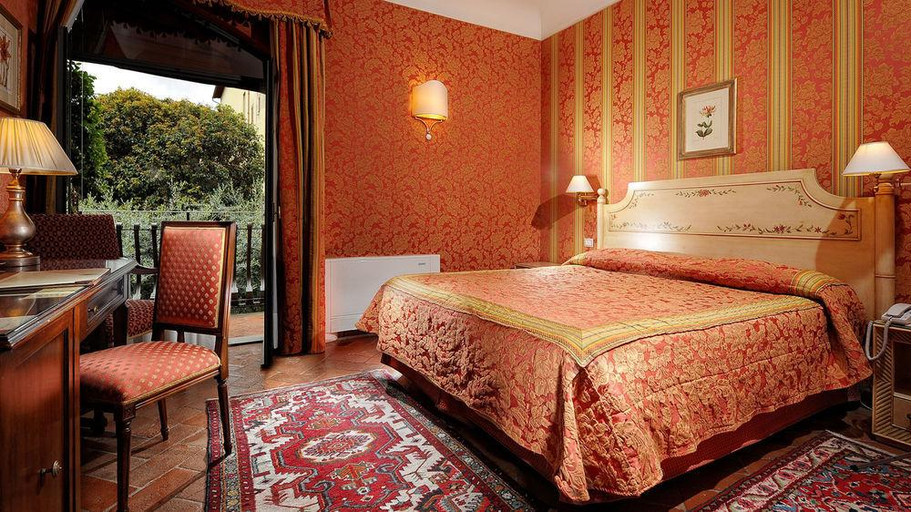 Bedroom 3, Monna Lisa, Florence