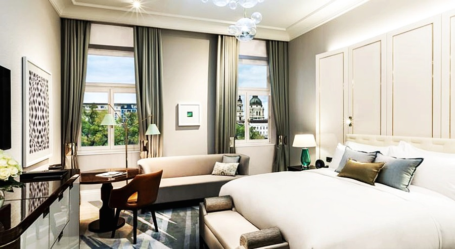 The Ritz-Carlton, Budapest, Budapesti