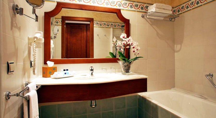 Bathroom 5, La Quinta Menorca By PortBlue Boutique, Baleares