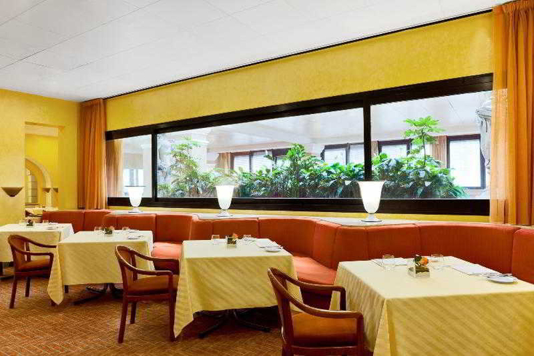 Food & Drinks 5, Sheraton Padova Hotel & Conference Center, Padua