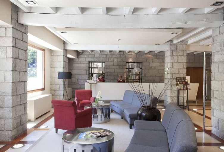 Public Area 4, Parador De Vielha Spa & Wellness, Lleida