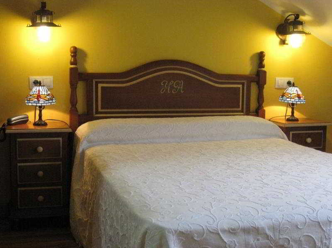 Bedroom 3, Los Acebos de Arriondas, Asturias
