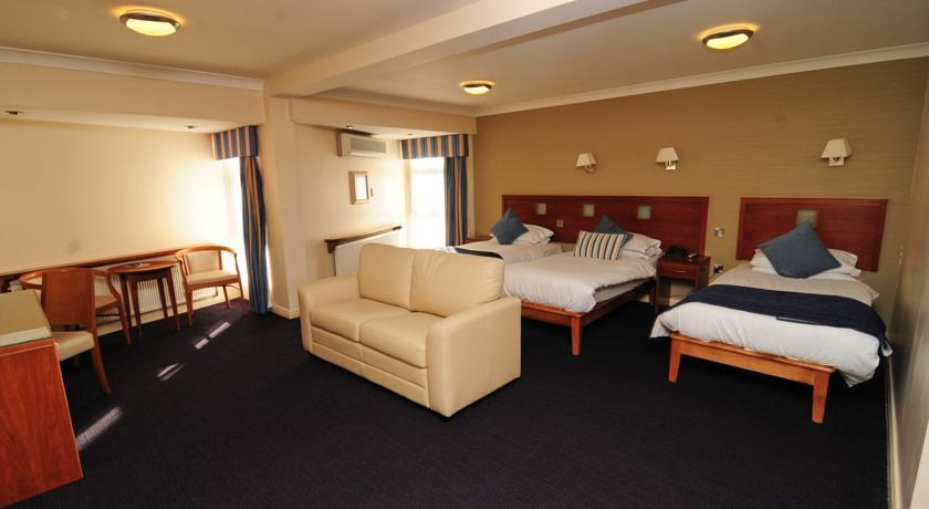 Bedroom 3, Imperial Galway