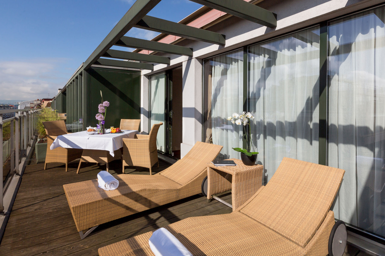 Public Area 3, Hotel Royal, Genève