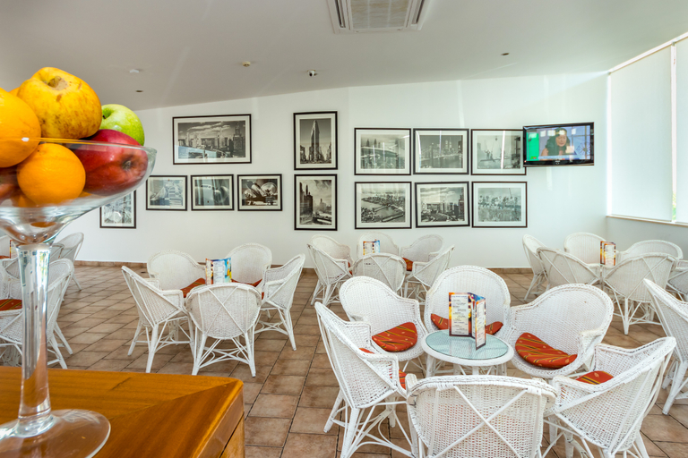 Public Area 2, Pateo Village, Albufeira