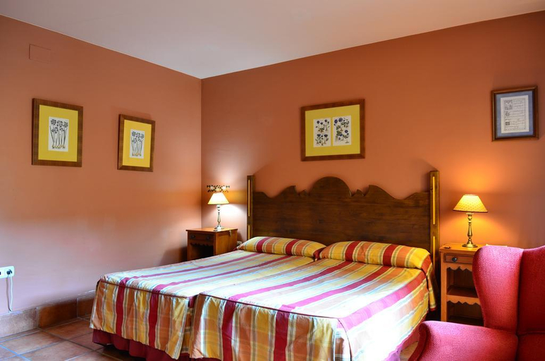 Bedroom 4, Suite Aparthotel & Spa Eth Refugi d'Aran, Lleida