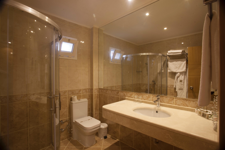 Bathroom 5, Club & Hotel Letoonia, Fethiye