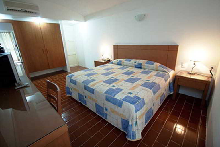 Bedroom, Calli, Dist. Tehuantepec