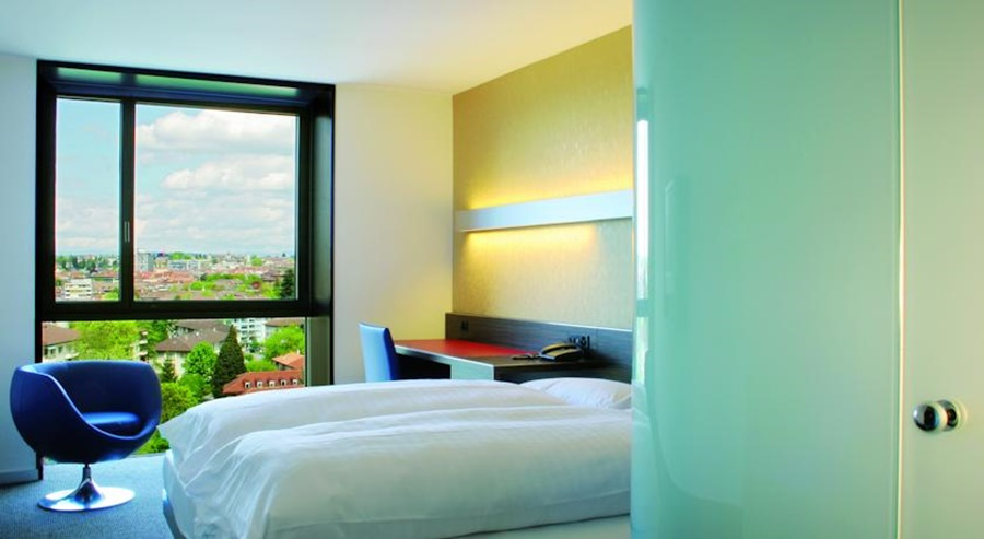 Bedroom 4, Ambassador, Bern