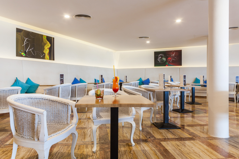Food & Drinks 2, Premium accommodation Menorca Binibeca, Baleares