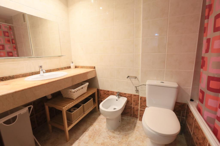 Bathroom, Rentalmar Living Park, Tarragona