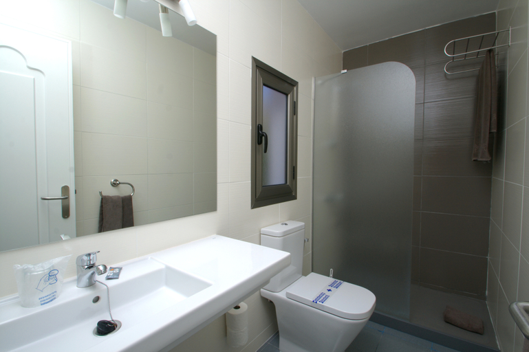Bathroom 4, Turbo Club, Las Palmas