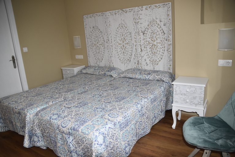 Bedroom 3, Los Acebos Cangas, Asturias