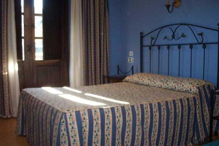 Bedroom, Alda Puerto Calderón, Cantabria