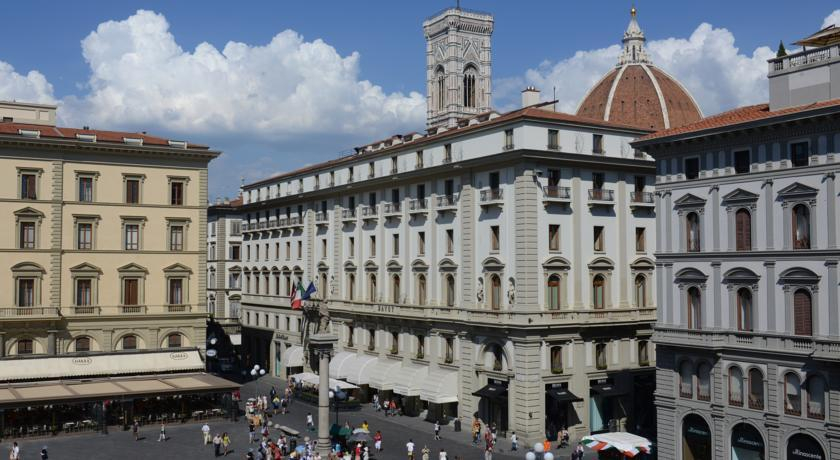 Exterior & Views 2, Rocco Forte Hotel Savoy, Florence