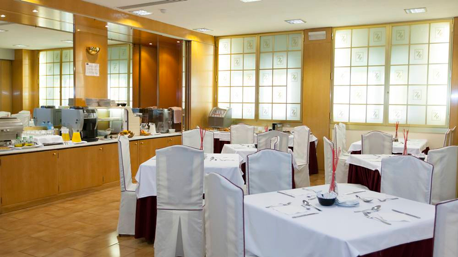 Food & Drinks 5, B&B Hotel Zaragoza Royal, Zaragoza