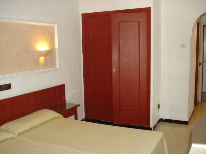 Bedroom 5, Hotel Cassandra, Baleares