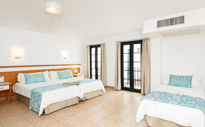 Bedroom 3, Globales Pueblo Andaluz, Málaga