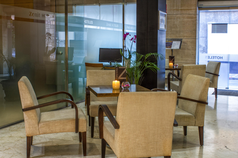 Public Area 2, Hotel Zenit Malaga, Málaga