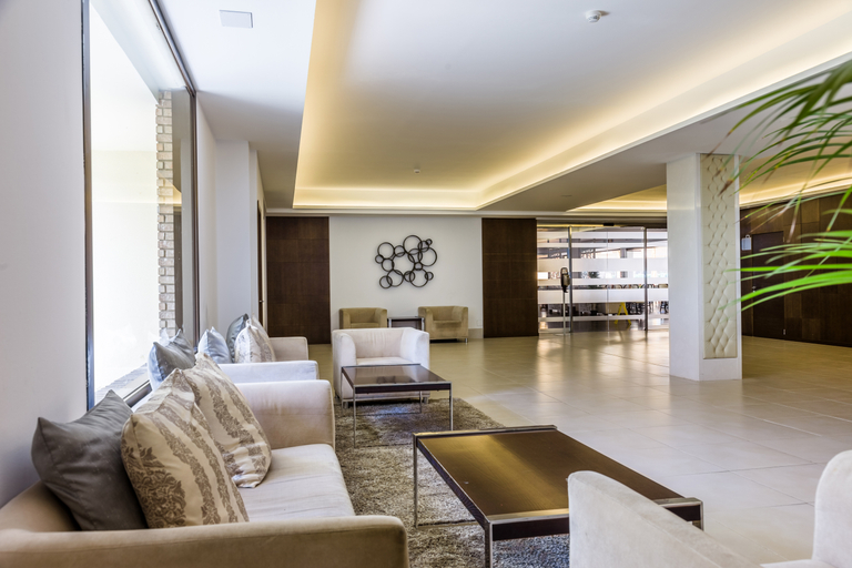 Public Area 4, Zafiro Rey Don Jaime, Baleares