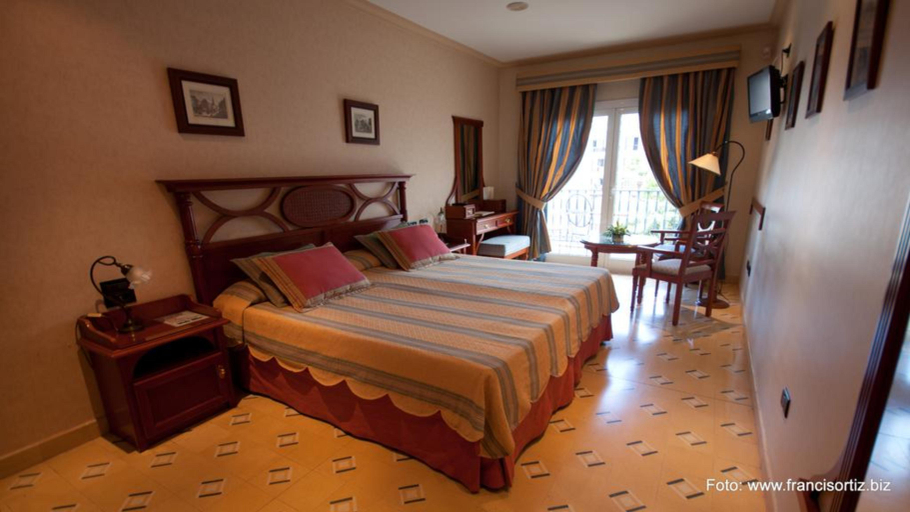 Bedroom 3, Hotel Reveron Plaza, Santa Cruz de Tenerife