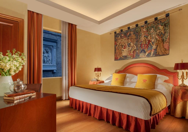 Bedroom 4, Raphael, Rome