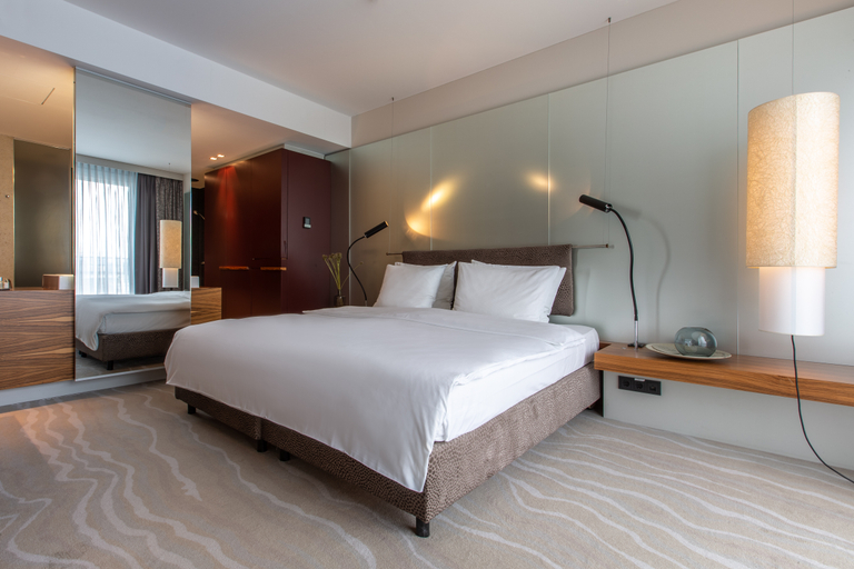 Bedroom 2, Radisson Blu Köln, Köln